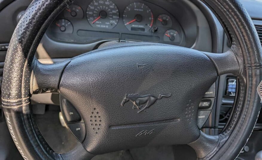 MUSTANG CONVERTIBLE