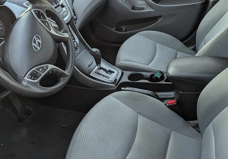 HYUNDAI ELANTRA 2013 LOCATION