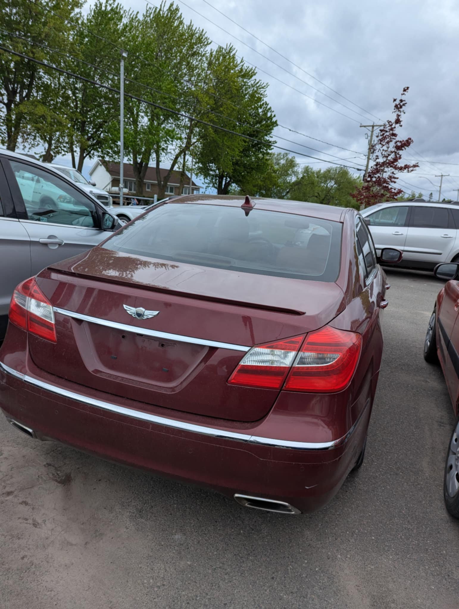 HYUNDAI GENESIS 2013