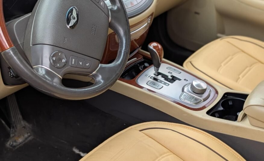 HYUNDAI GENESIS 2013